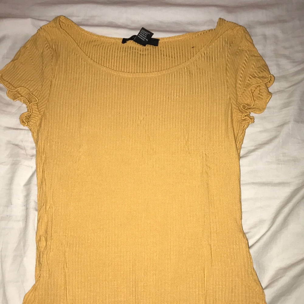 NEVER WORN YELLOW BODYSUIT